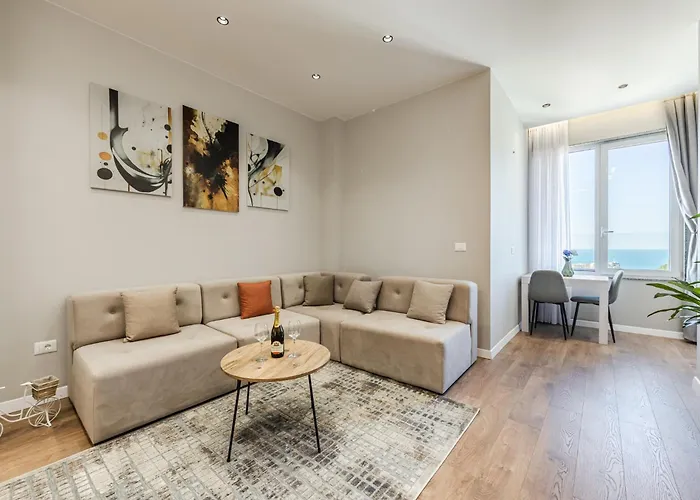 Stylish Sky Romantic Sea & View Apartment